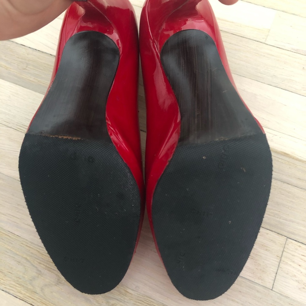 Stuart Weitzman Red Pump Shoes - Picture 5 of 5